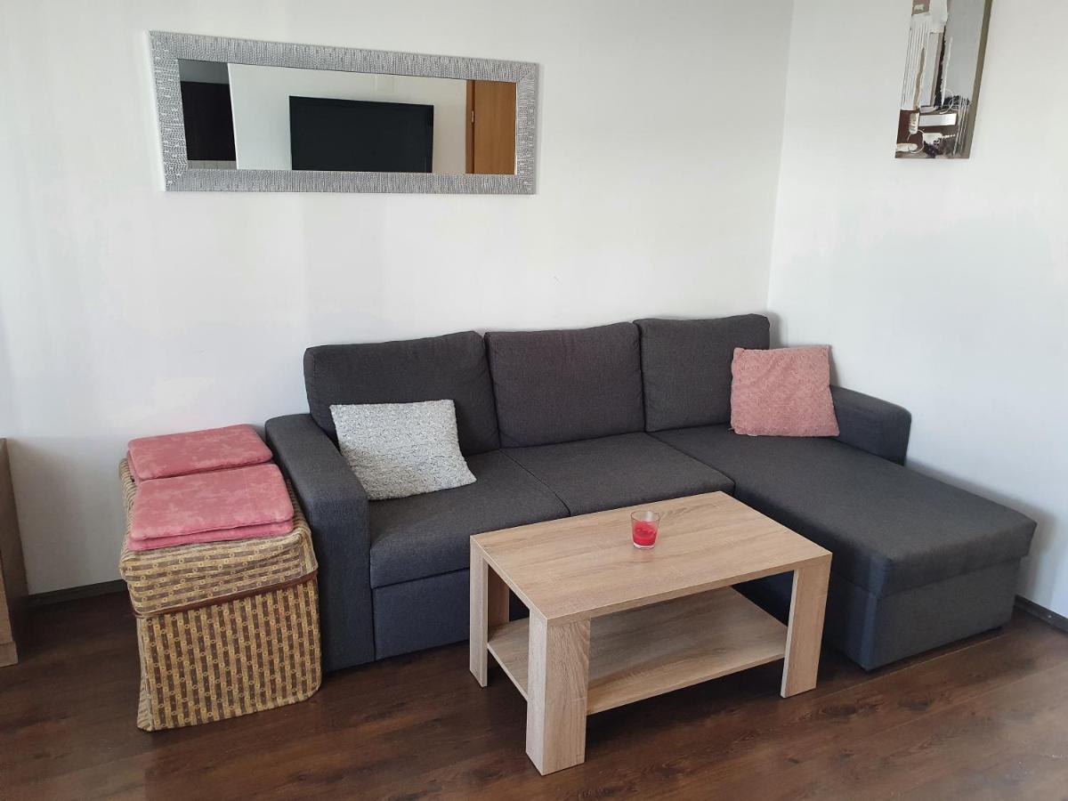 Apartmani Deak Vir Exteriör bild
