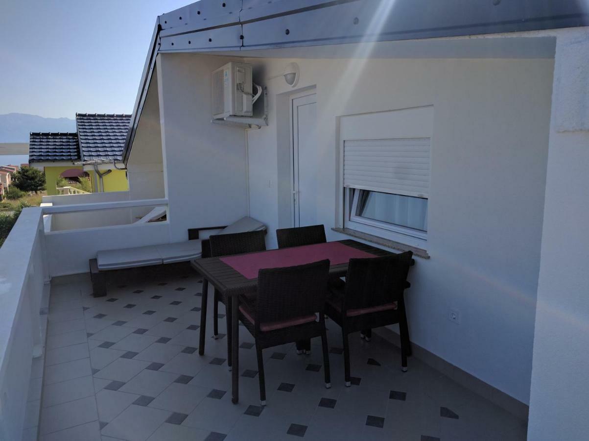 Apartmani Deak Vir Exteriör bild